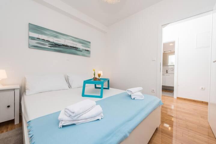 Blue Sky, Modern Sea View Apartment Novalja Exterior foto